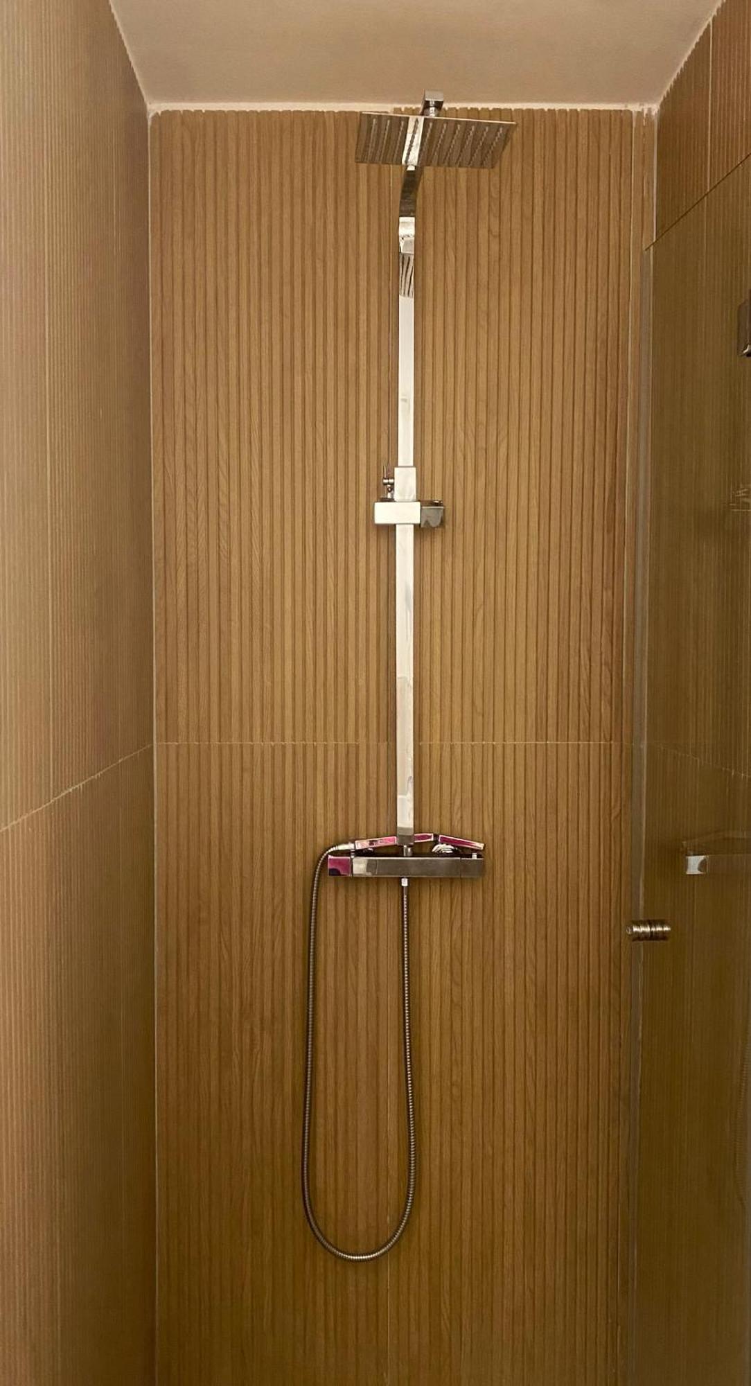 Bellantonia Hotel Наполи Екстериор снимка